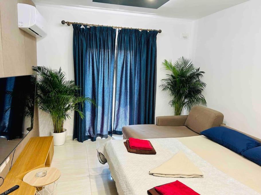 Cosy Home Close To The Sea, King-Size Bed St. Paul's Bay Exterior photo